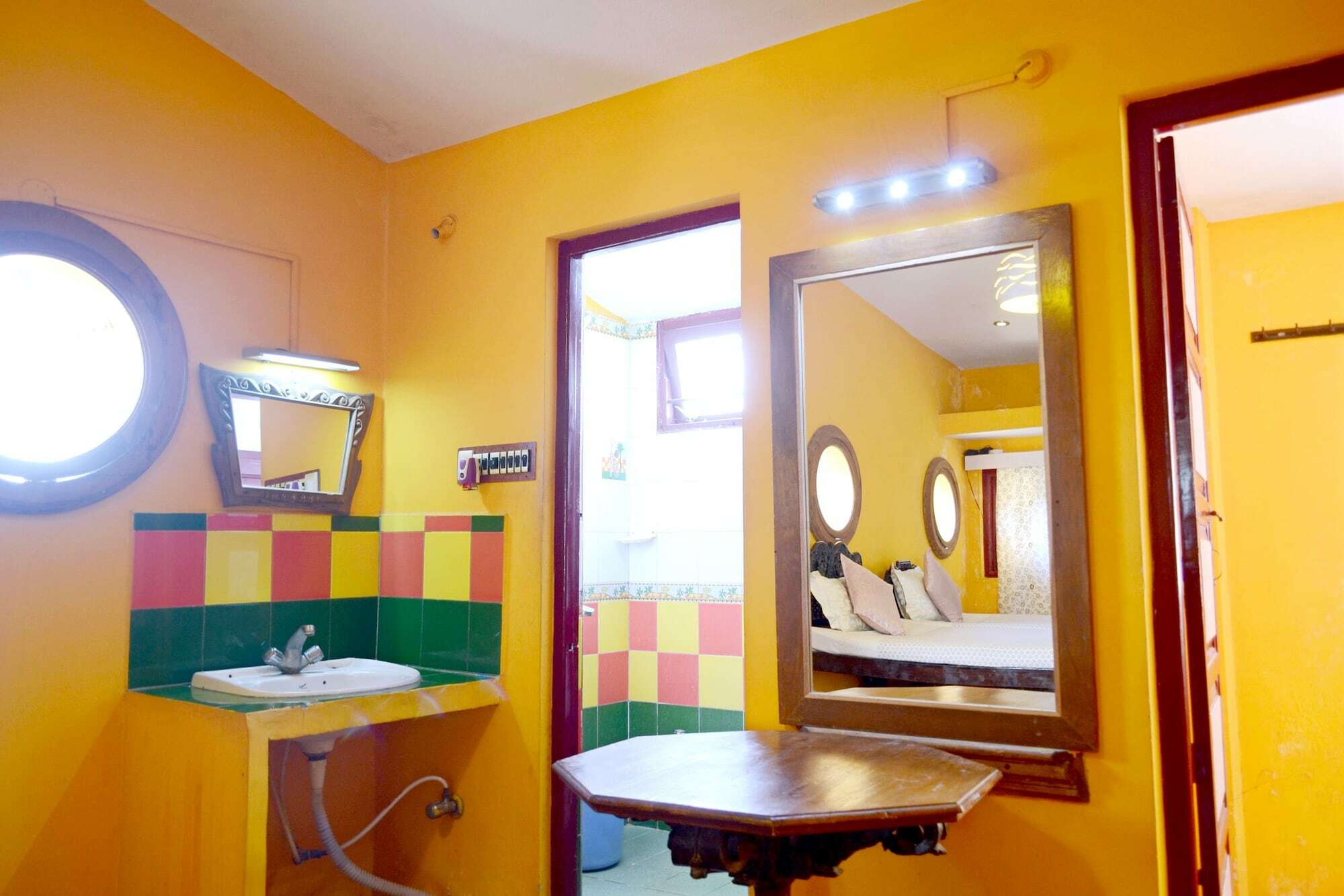 A La Villa Creole ปอนดิเชอรี ภายนอก รูปภาพ